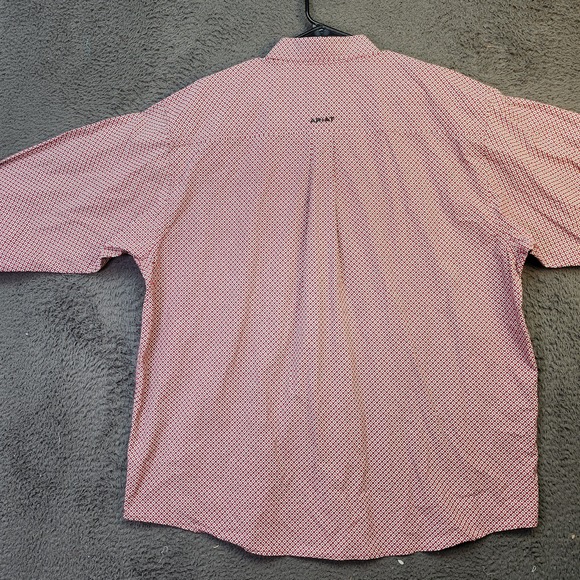 Ariat Shirt Mens‎ 2XL Red White Geometric Print Button Down Western Long Sleeve - Picture 6 of 9